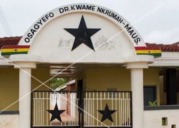 Nana Kwasi Kutua V Reminds President Mahama of Pledge to Build District Hospital at Nkroful