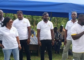 Nkroful and Asasetre Clinics have received donations from the Ahomu Maanle Diasporan Association in Ellembelle.