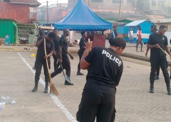 Nzema East MCE/MP Leads Massive Clean-Up Exercise in Axim on Independence Day